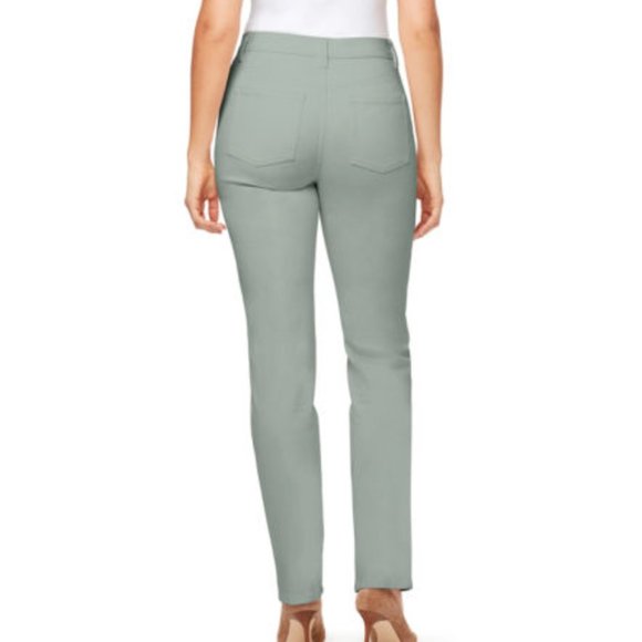 New!!! Gloria Vanderbilt Womens Amanda Short Denim Jeans, Velvet Wine - Picture 3 of 3